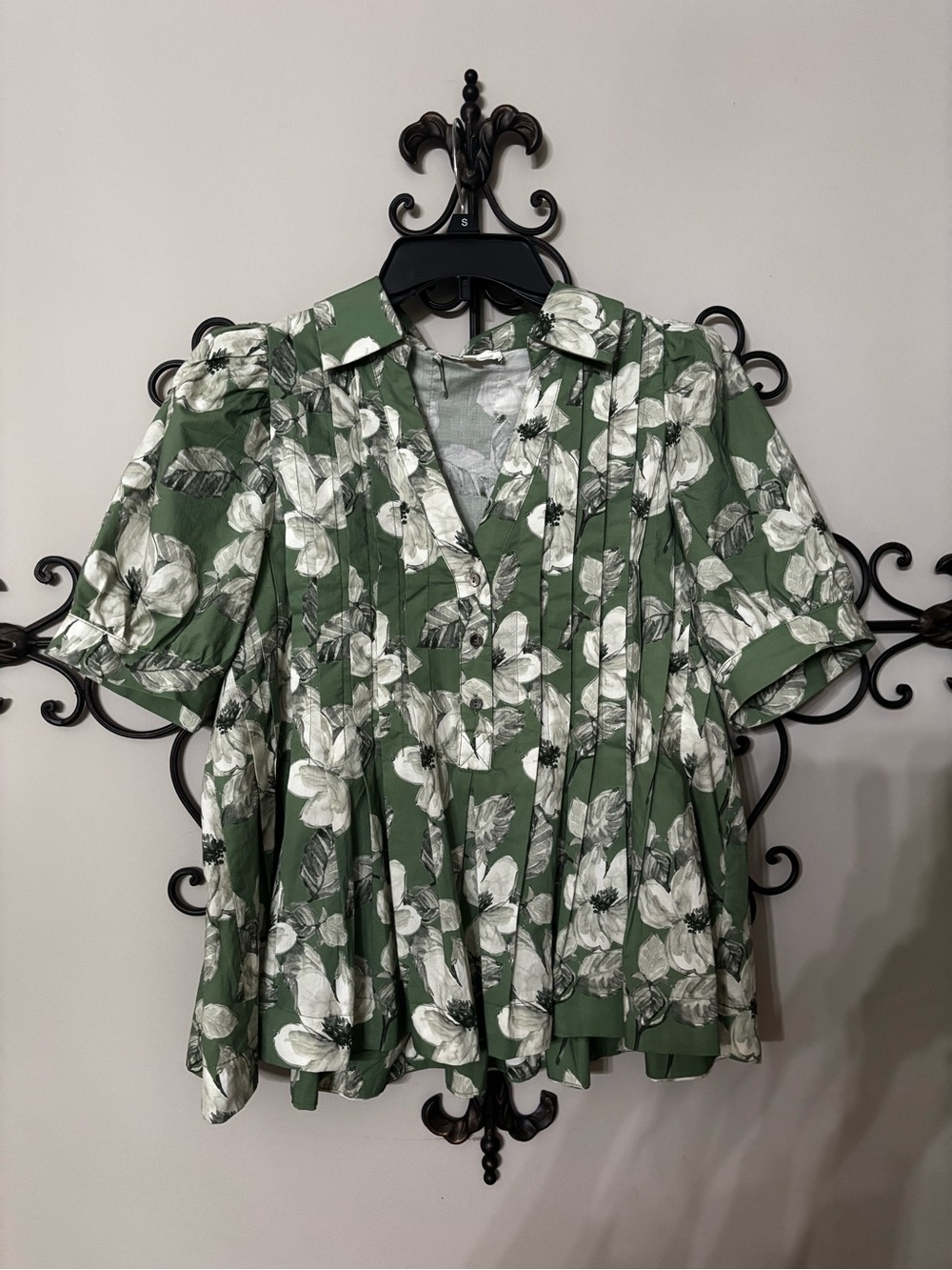 Entro ladies blouse size small